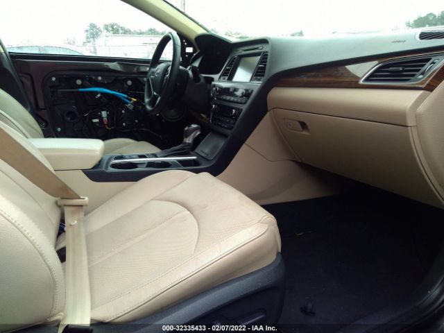 Photo 4 VIN: 5NPE34AF3HH551920 - HYUNDAI SONATA 