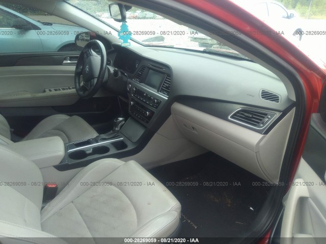 Photo 4 VIN: 5NPE34AF3HH590281 - HYUNDAI SONATA 