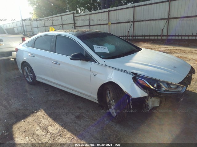 Photo 0 VIN: 5NPE34AF3JH610907 - HYUNDAI SONATA 