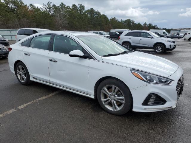 Photo 3 VIN: 5NPE34AF3JH630882 - HYUNDAI SONATA SPO 