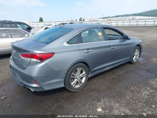 Photo 3 VIN: 5NPE34AF3JH634592 - HYUNDAI SONATA 