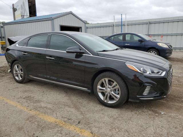 Photo 3 VIN: 5NPE34AF3JH637413 - HYUNDAI SONATA 