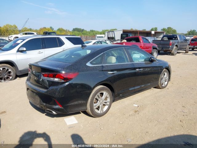 Photo 3 VIN: 5NPE34AF3JH640120 - HYUNDAI SONATA 