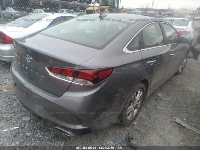 Photo 3 VIN: 5NPE34AF3JH657046 - HYUNDAI SONATA 