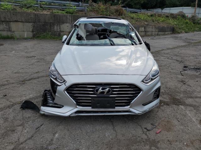 Photo 4 VIN: 5NPE34AF3JH661095 - HYUNDAI SONATA SPO 