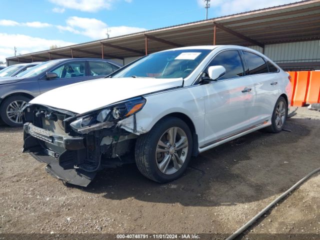 Photo 1 VIN: 5NPE34AF3JH686577 - HYUNDAI SONATA 