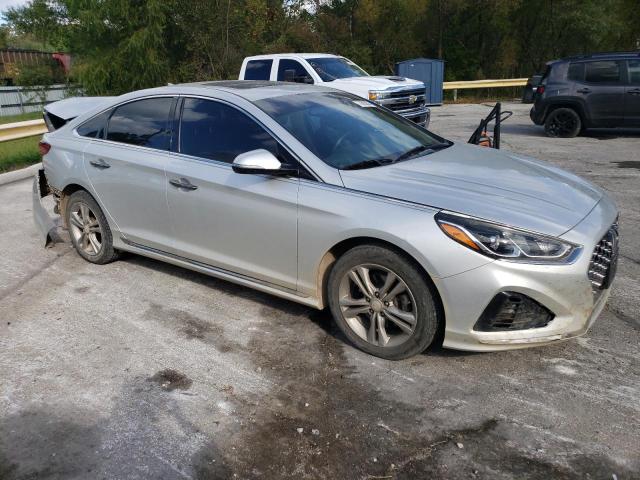 Photo 3 VIN: 5NPE34AF3JH689432 - HYUNDAI SONATA SPO 