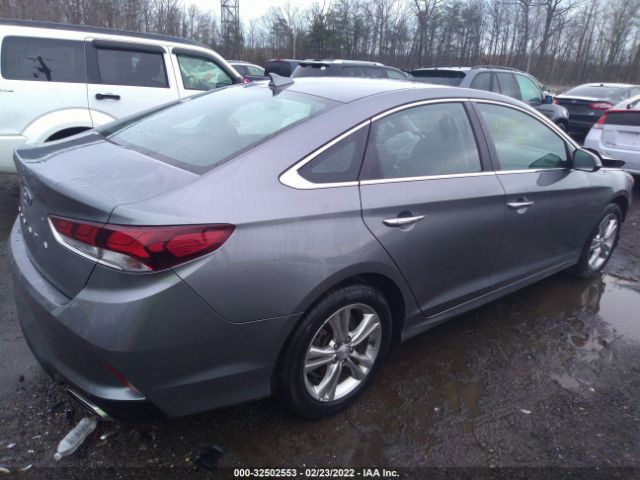 Photo 3 VIN: 5NPE34AF3JH694470 - HYUNDAI SONATA 