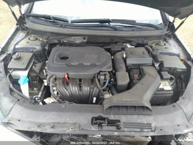 Photo 9 VIN: 5NPE34AF3JH694470 - HYUNDAI SONATA 