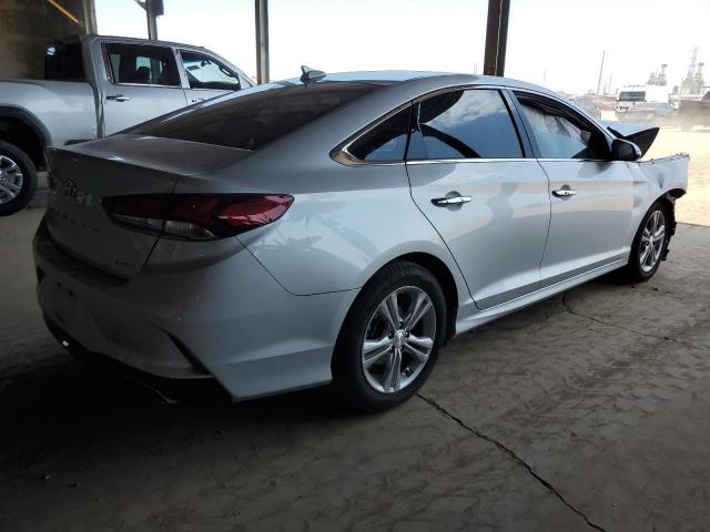 Photo 2 VIN: 5NPE34AF3JH695411 - HYUNDAI SONATA 