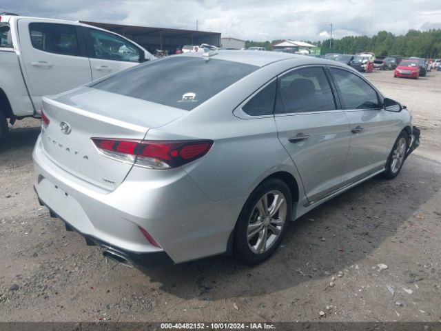 Photo 3 VIN: 5NPE34AF3JH701370 - HYUNDAI SONATA 