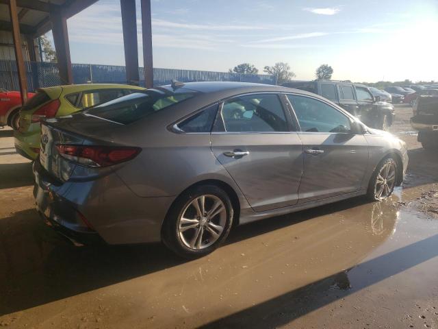 Photo 2 VIN: 5NPE34AF3KH760890 - HYUNDAI SONATA LIM 