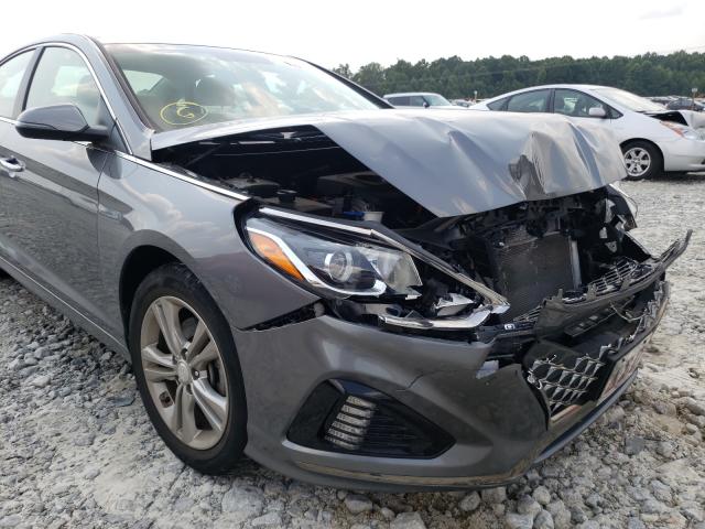 Photo 8 VIN: 5NPE34AF3KH768052 - HYUNDAI SONATA 