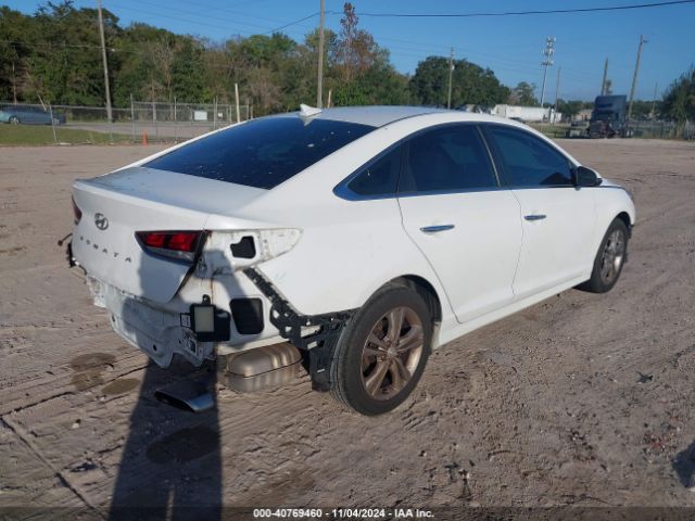 Photo 3 VIN: 5NPE34AF3KH784980 - HYUNDAI SONATA 