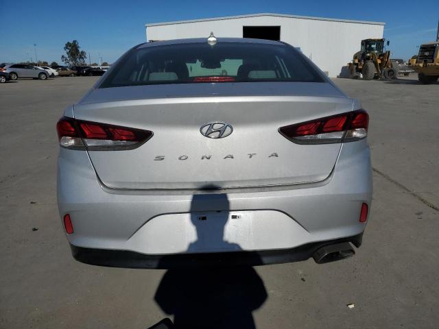 Photo 5 VIN: 5NPE34AF3KH788074 - HYUNDAI SONATA LIM 