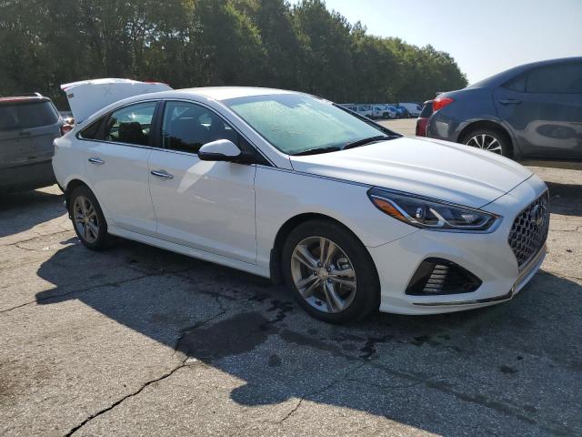 Photo 3 VIN: 5NPE34AF3KH796708 - HYUNDAI SONATA 