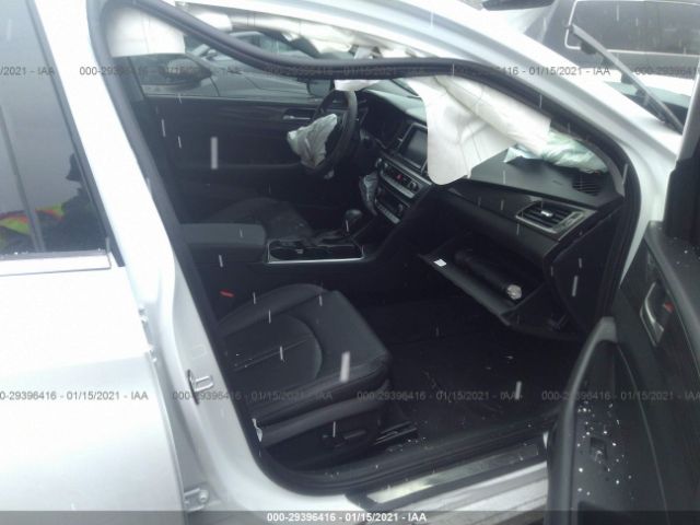 Photo 4 VIN: 5NPE34AF3KH798135 - HYUNDAI SONATA 