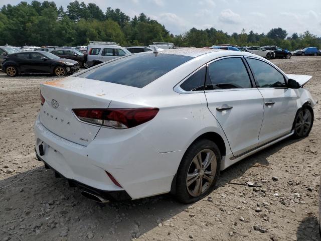 Photo 2 VIN: 5NPE34AF3KH816875 - HYUNDAI SONATA LIM 