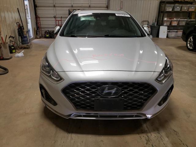 Photo 4 VIN: 5NPE34AF3KH818738 - HYUNDAI SONATA LIM 