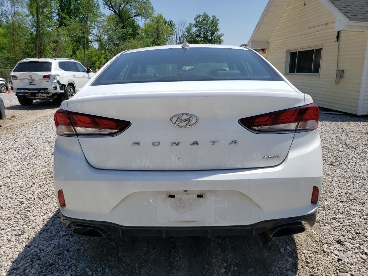 Photo 5 VIN: 5NPE34AF3KH820554 - HYUNDAI SONATA 