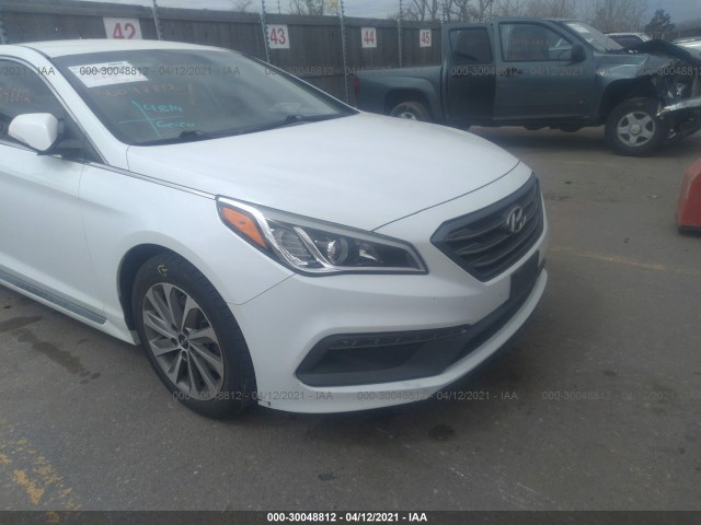 Photo 5 VIN: 5NPE34AF4FH037331 - HYUNDAI SONATA 