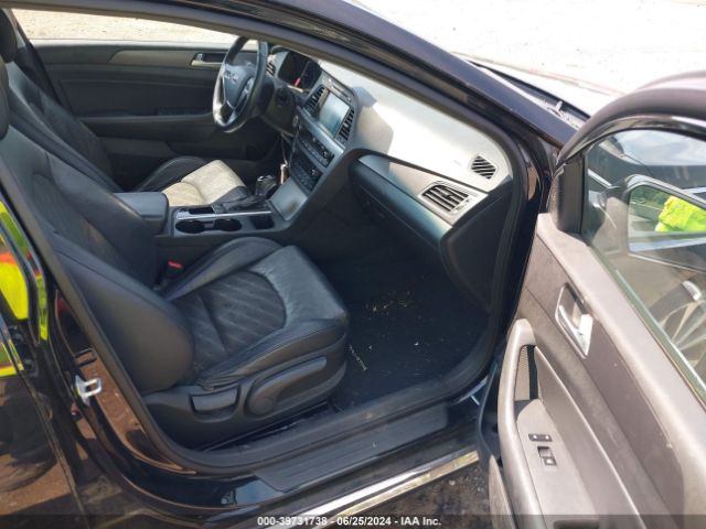 Photo 4 VIN: 5NPE34AF4FH050872 - HYUNDAI SONATA 