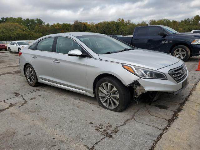 Photo 3 VIN: 5NPE34AF4FH081572 - HYUNDAI SONATA 