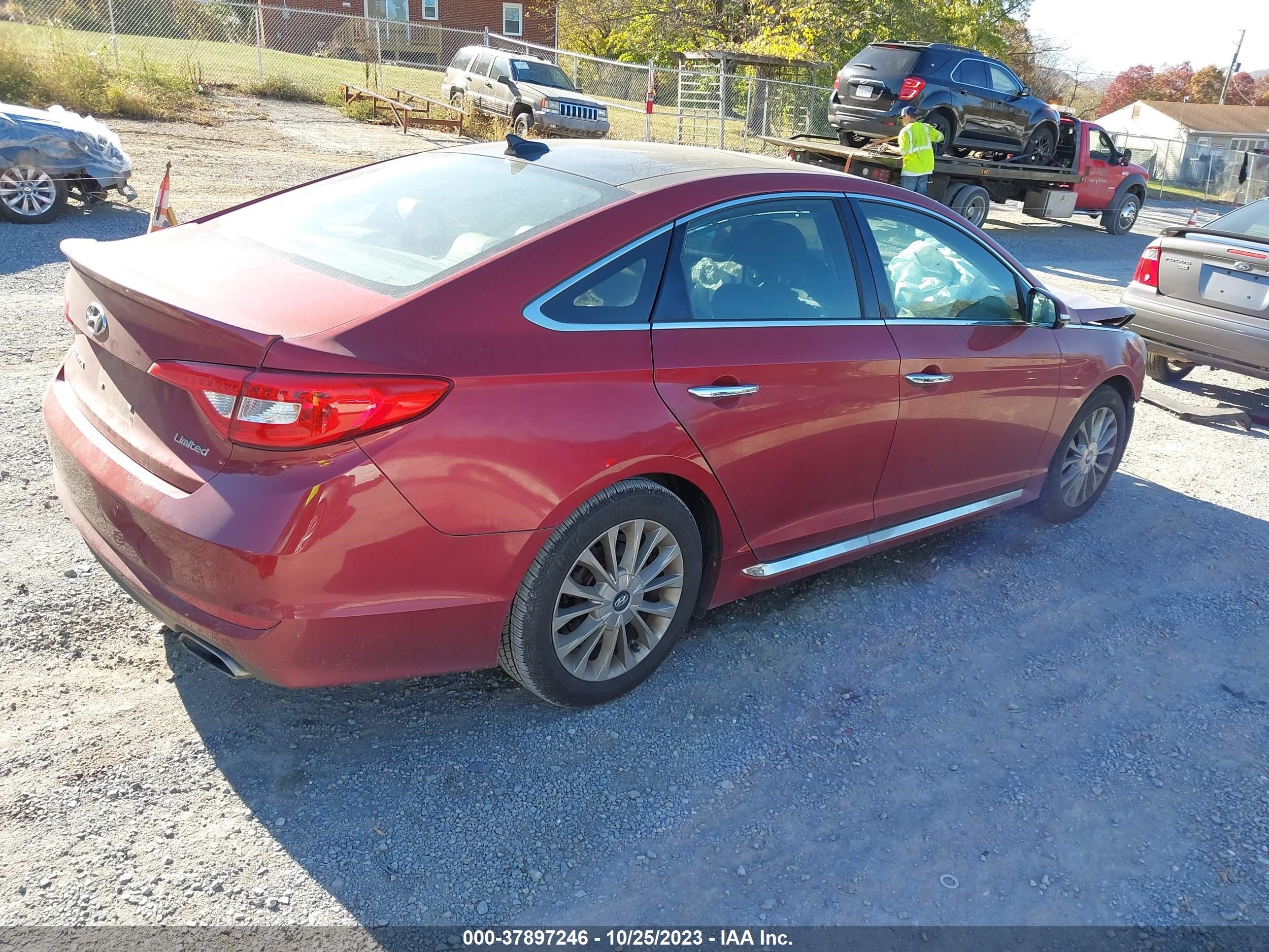 Photo 3 VIN: 5NPE34AF4FH106695 - HYUNDAI SONATA 