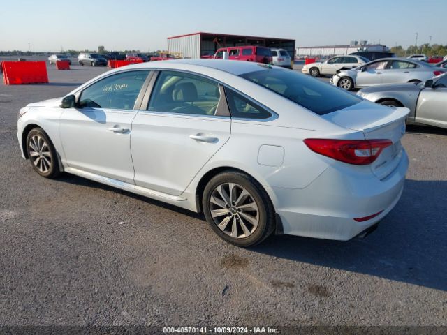 Photo 2 VIN: 5NPE34AF4FH130012 - HYUNDAI SONATA 