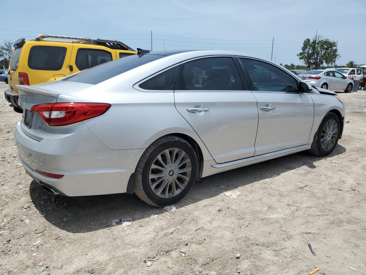 Photo 2 VIN: 5NPE34AF4FH155329 - HYUNDAI SONATA 