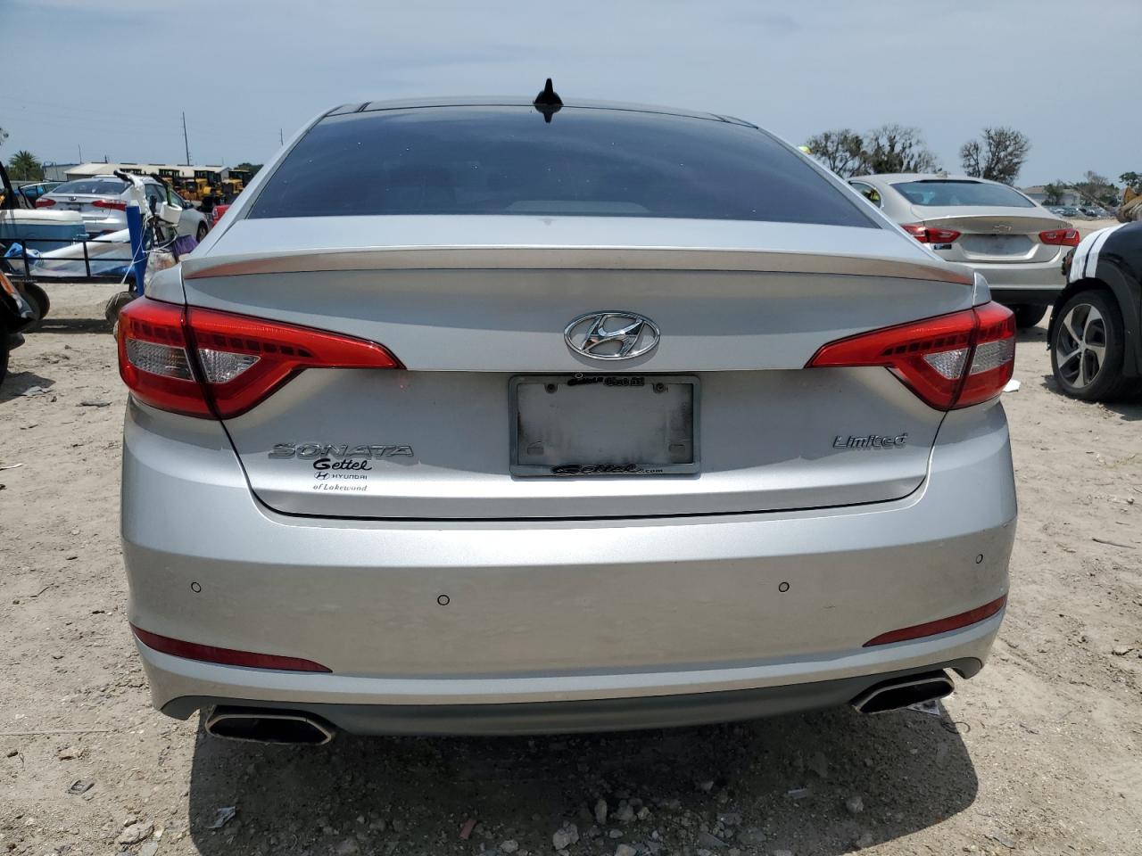 Photo 5 VIN: 5NPE34AF4FH155329 - HYUNDAI SONATA 