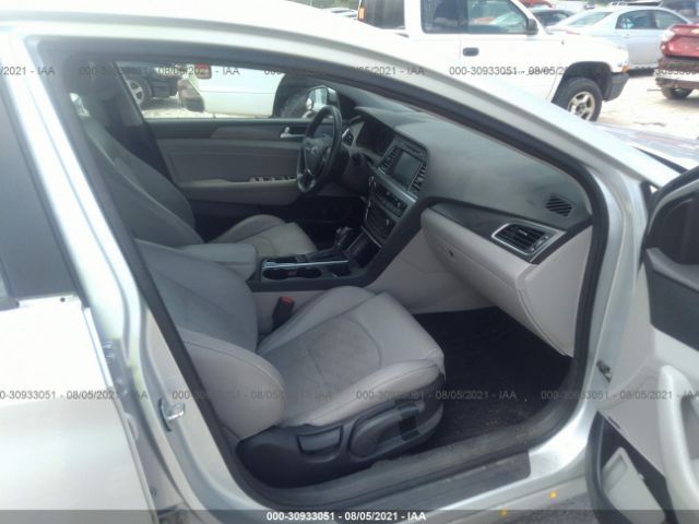 Photo 4 VIN: 5NPE34AF4FH216243 - HYUNDAI SONATA 