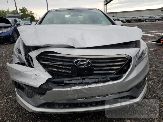 Photo 4 VIN: 5NPE34AF4GH308860 - HYUNDAI SONATA 