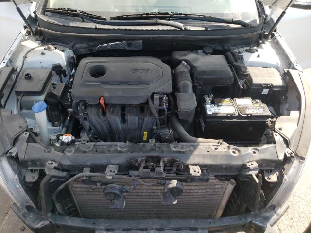 Photo 6 VIN: 5NPE34AF4GH344130 - HYUNDAI SONATA SPO 