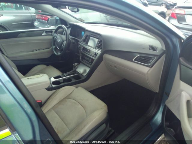 Photo 4 VIN: 5NPE34AF4GH393571 - HYUNDAI SONATA 