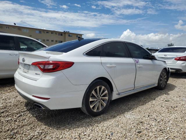 Photo 2 VIN: 5NPE34AF4GH397569 - HYUNDAI SONATA SPO 