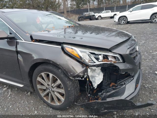 Photo 5 VIN: 5NPE34AF4GH414581 - HYUNDAI SONATA 