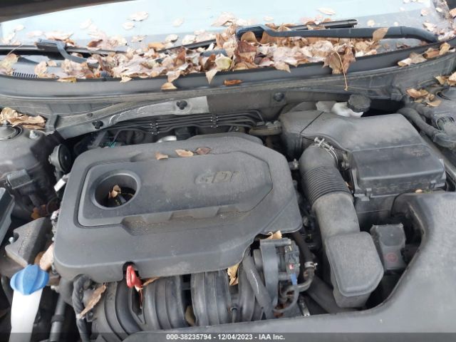 Photo 9 VIN: 5NPE34AF4GH414581 - HYUNDAI SONATA 