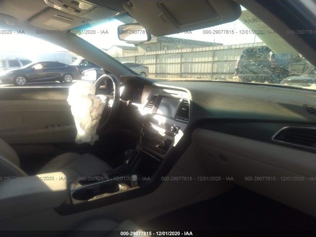 Photo 4 VIN: 5NPE34AF4GH415083 - HYUNDAI SONATA 