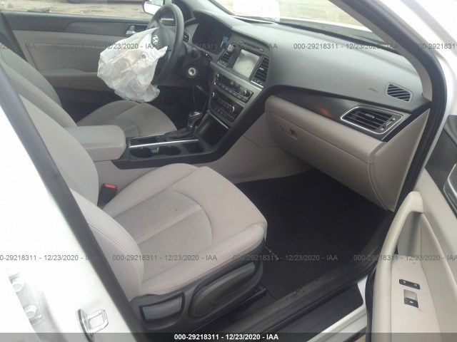 Photo 4 VIN: 5NPE34AF4HH508641 - HYUNDAI SONATA 