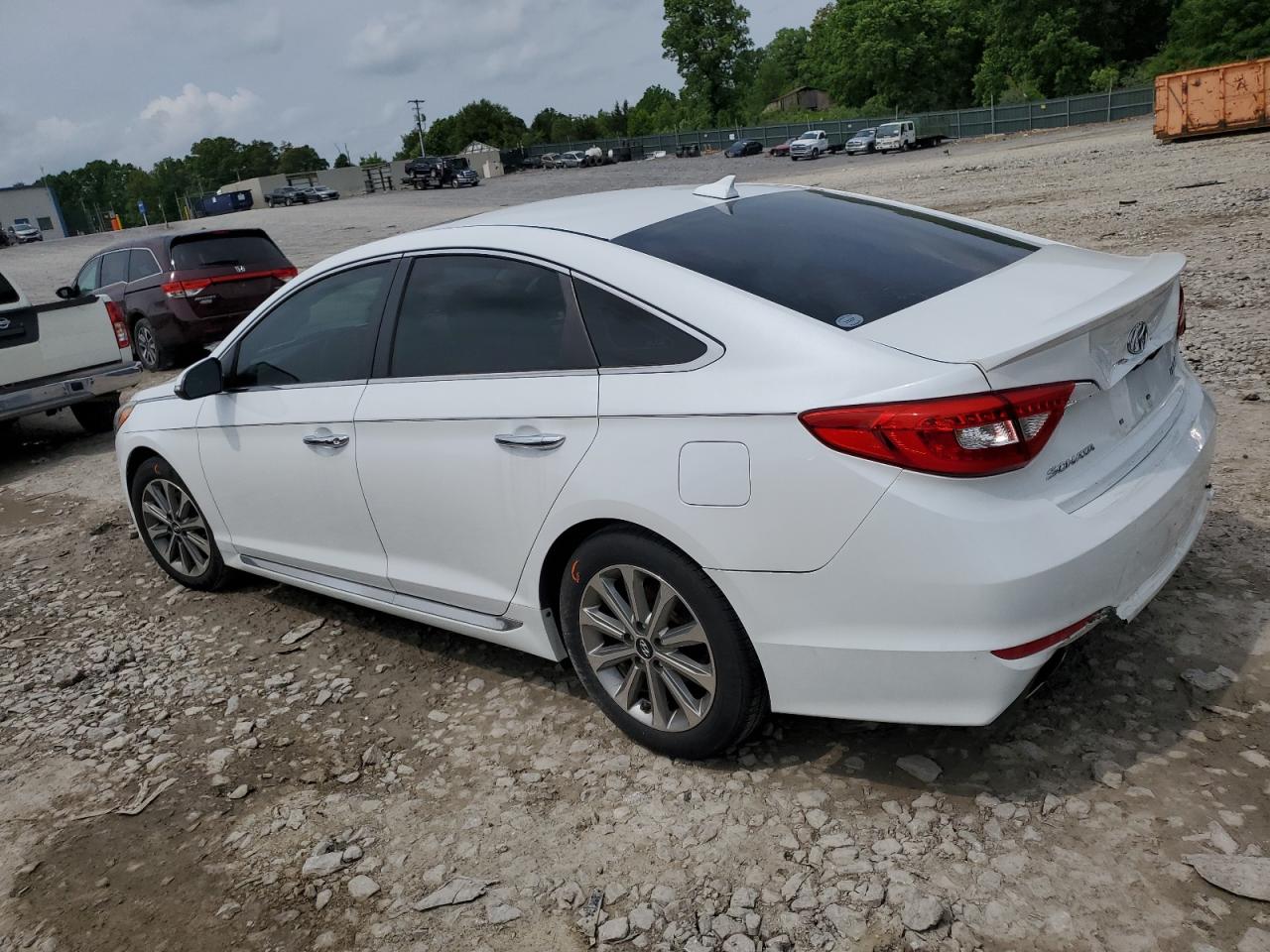 Photo 1 VIN: 5NPE34AF4HH520756 - HYUNDAI SONATA 