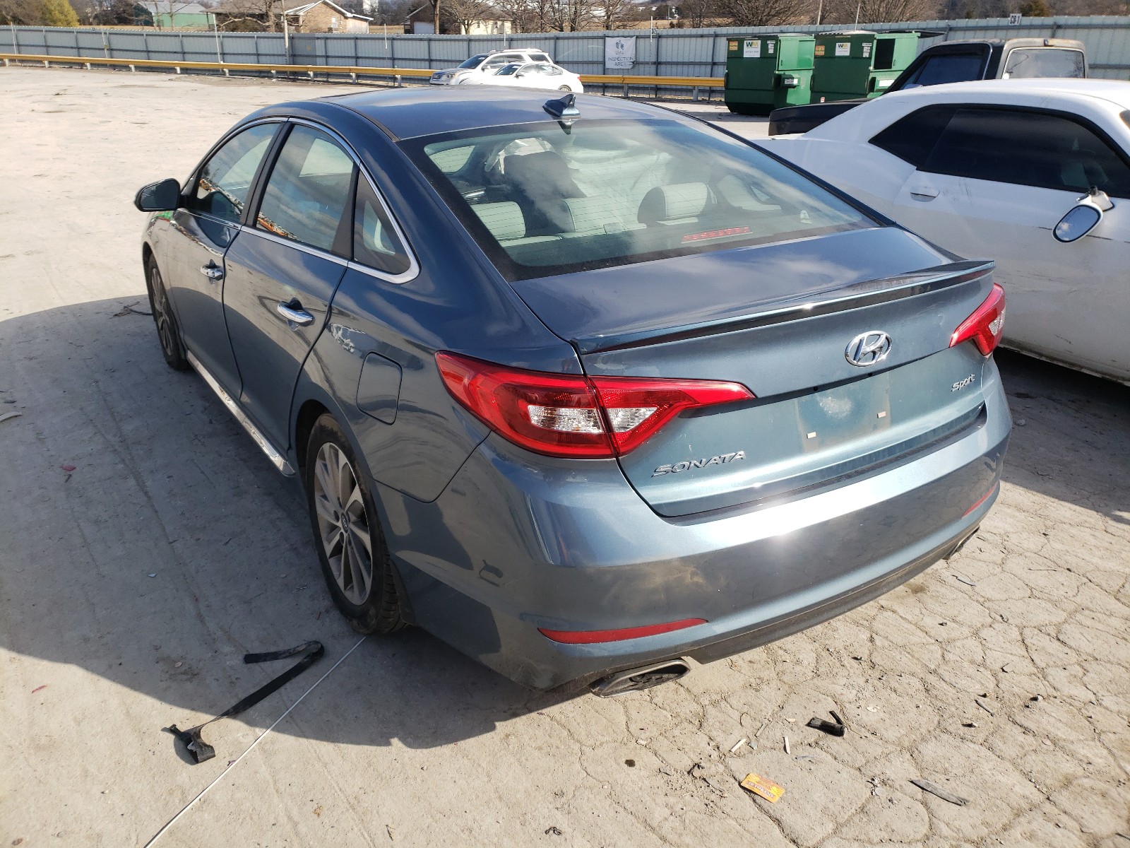 Photo 2 VIN: 5NPE34AF4HH555989 - HYUNDAI SONATA SPO 