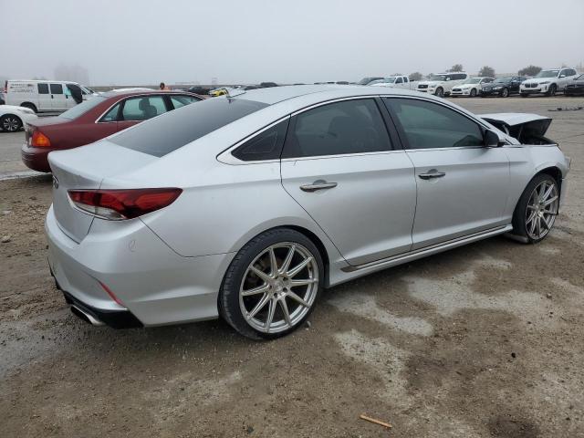 Photo 2 VIN: 5NPE34AF4JH597973 - HYUNDAI SONATA 