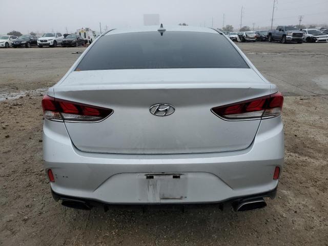 Photo 5 VIN: 5NPE34AF4JH597973 - HYUNDAI SONATA 