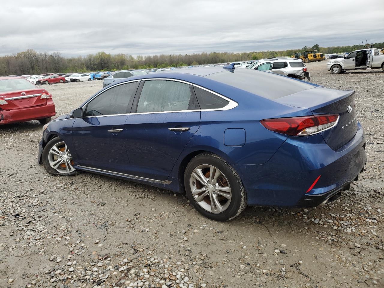 Photo 1 VIN: 5NPE34AF4JH599335 - HYUNDAI SONATA 