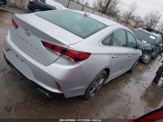 Photo 3 VIN: 5NPE34AF4JH648596 - HYUNDAI SONATA 