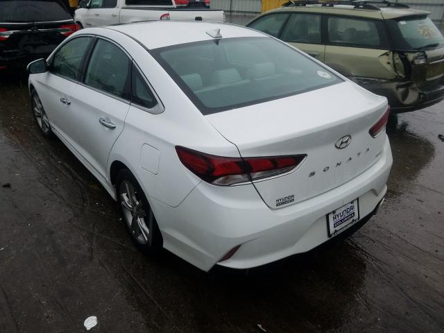 Photo 2 VIN: 5NPE34AF4JH670839 - HYUNDAI SONATA SPO 