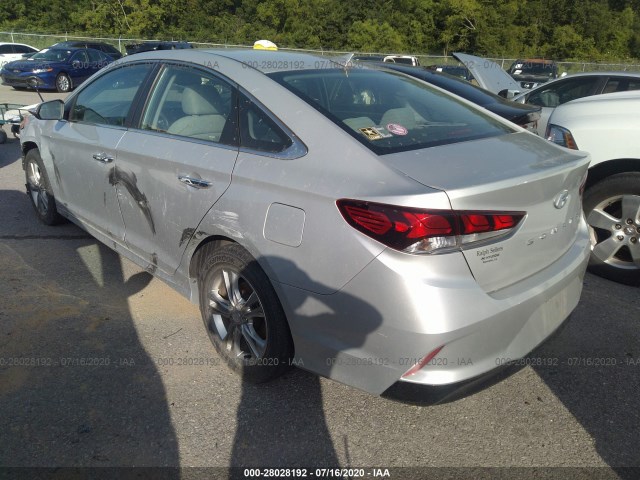 Photo 2 VIN: 5NPE34AF4JH675779 - HYUNDAI SONATA 