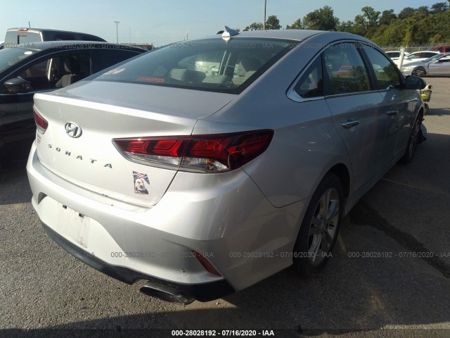 Photo 3 VIN: 5NPE34AF4JH675779 - HYUNDAI SONATA 