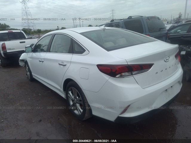 Photo 2 VIN: 5NPE34AF4JH688466 - HYUNDAI SONATA 